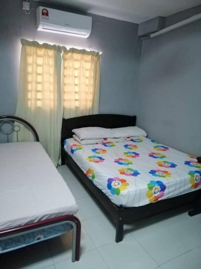 Homestay Perpaduan, Taman Bercham Raya Ulu Kinta Ipoh Perak Kampong Batu Lapan  Exteriér fotografie